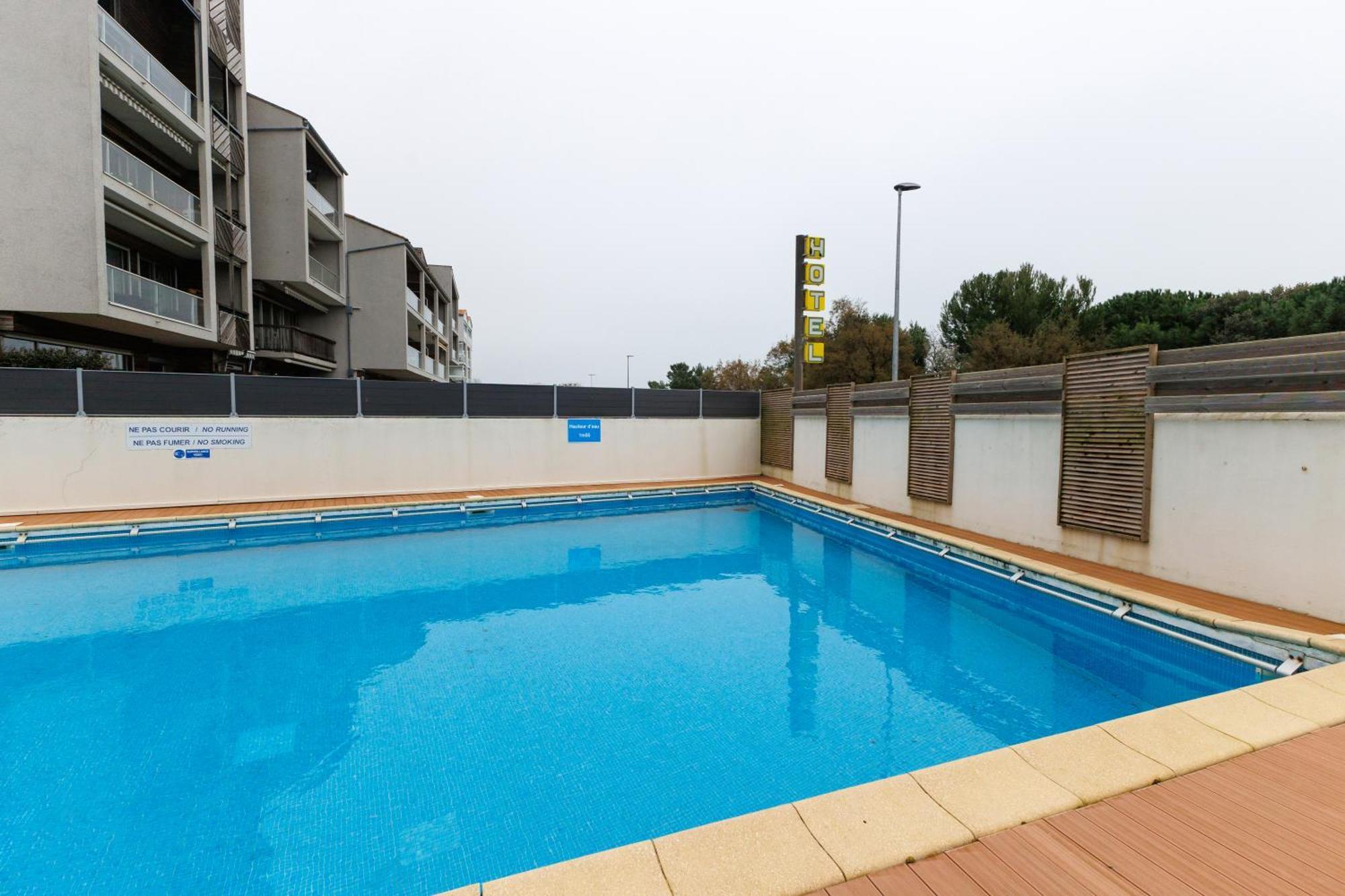 Logis Hotel Le Rochelois La Rochelle  Dış mekan fotoğraf