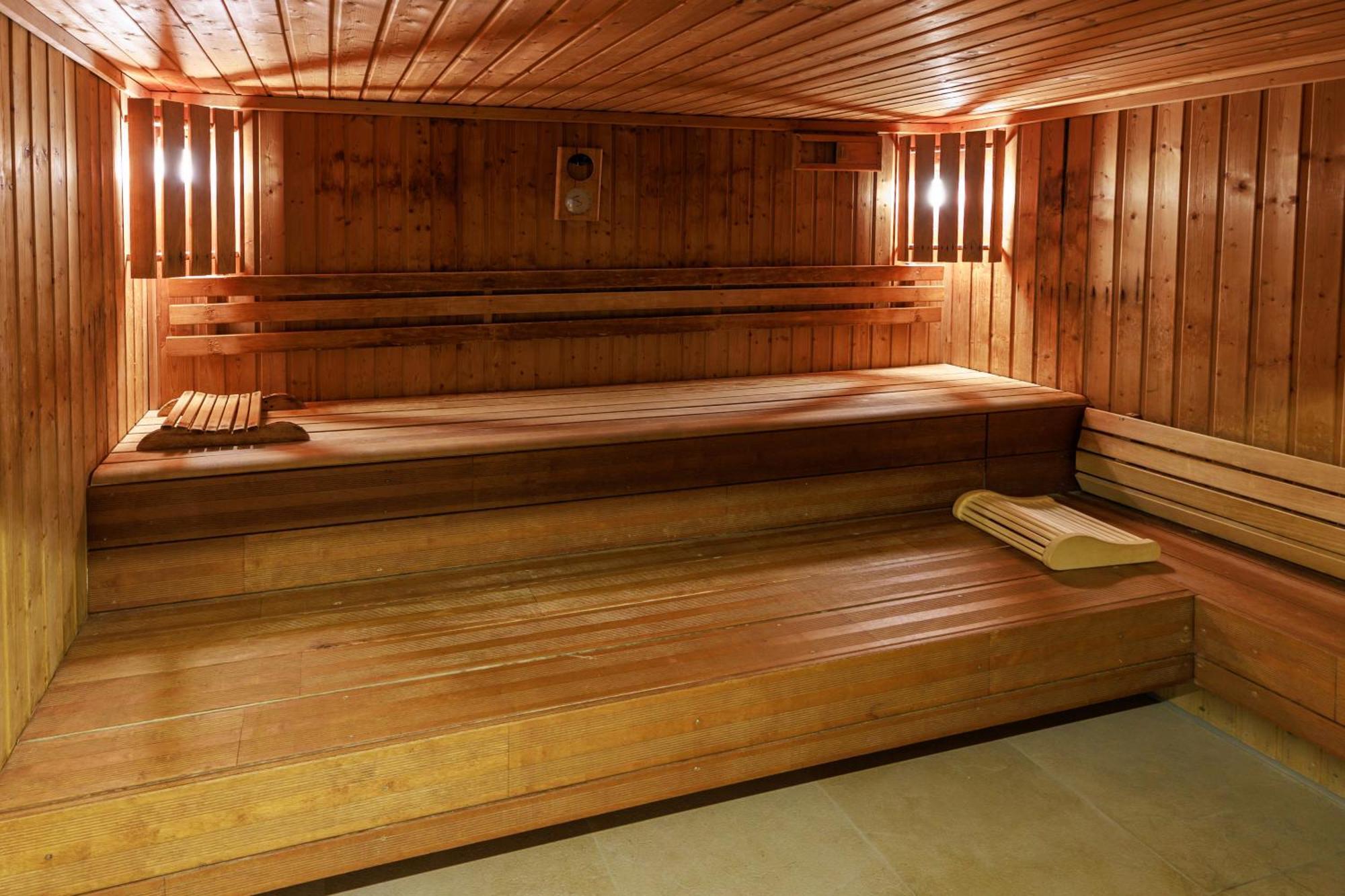 Logis Hotel Le Rochelois La Rochelle  Dış mekan fotoğraf