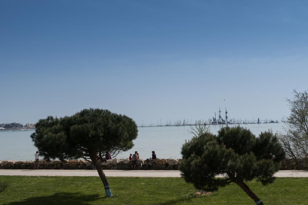 Logis Hotel Le Rochelois La Rochelle  Dış mekan fotoğraf